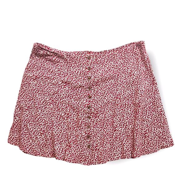 NWT American Eagle Miniskirt Medium‎ Buttoned Red Floral Mini Skirt Zipped Party - Picture 1 of 6